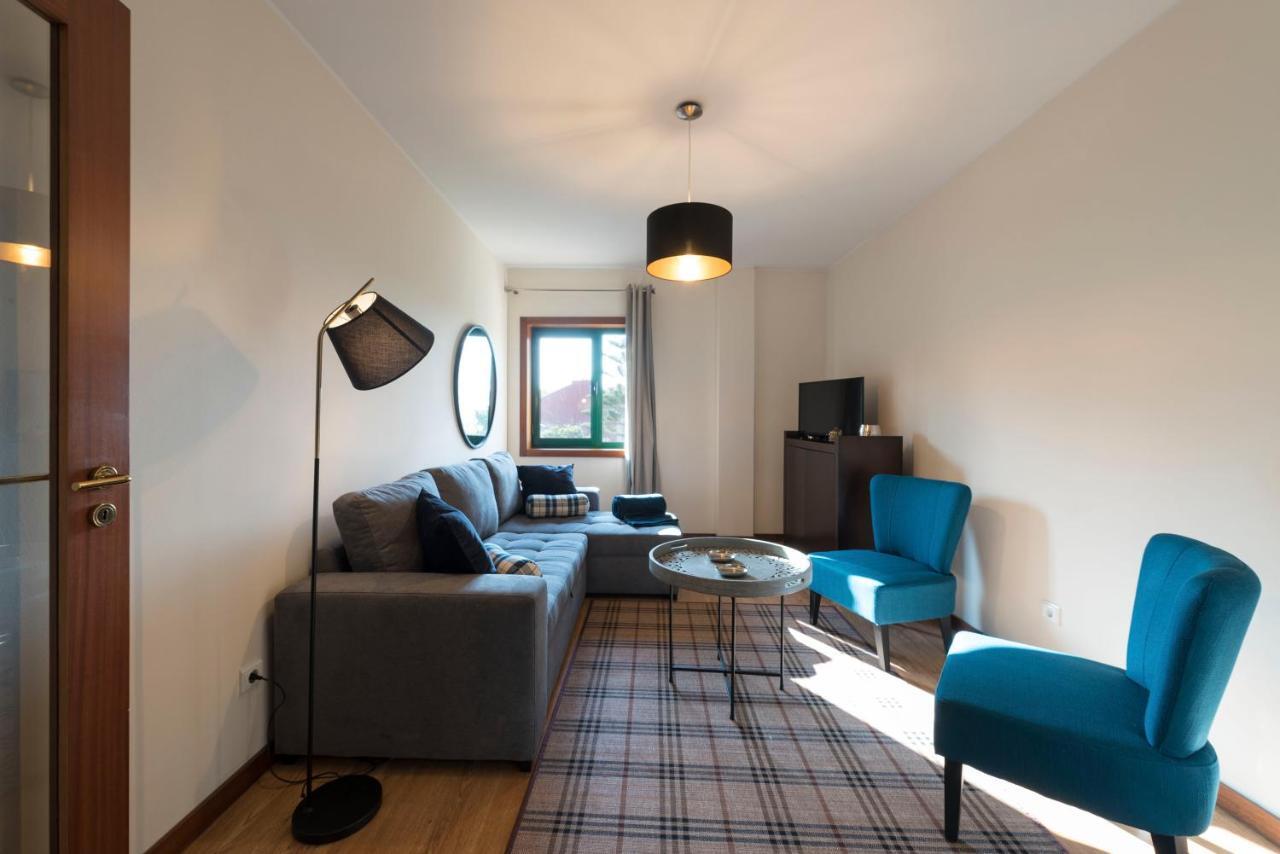 Lovelystay - Homey Feeling Flat W/ Free Parking Porto Exterior photo
