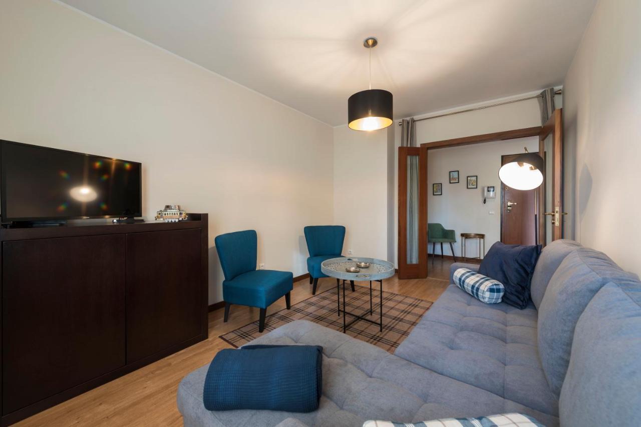 Lovelystay - Homey Feeling Flat W/ Free Parking Porto Exterior photo