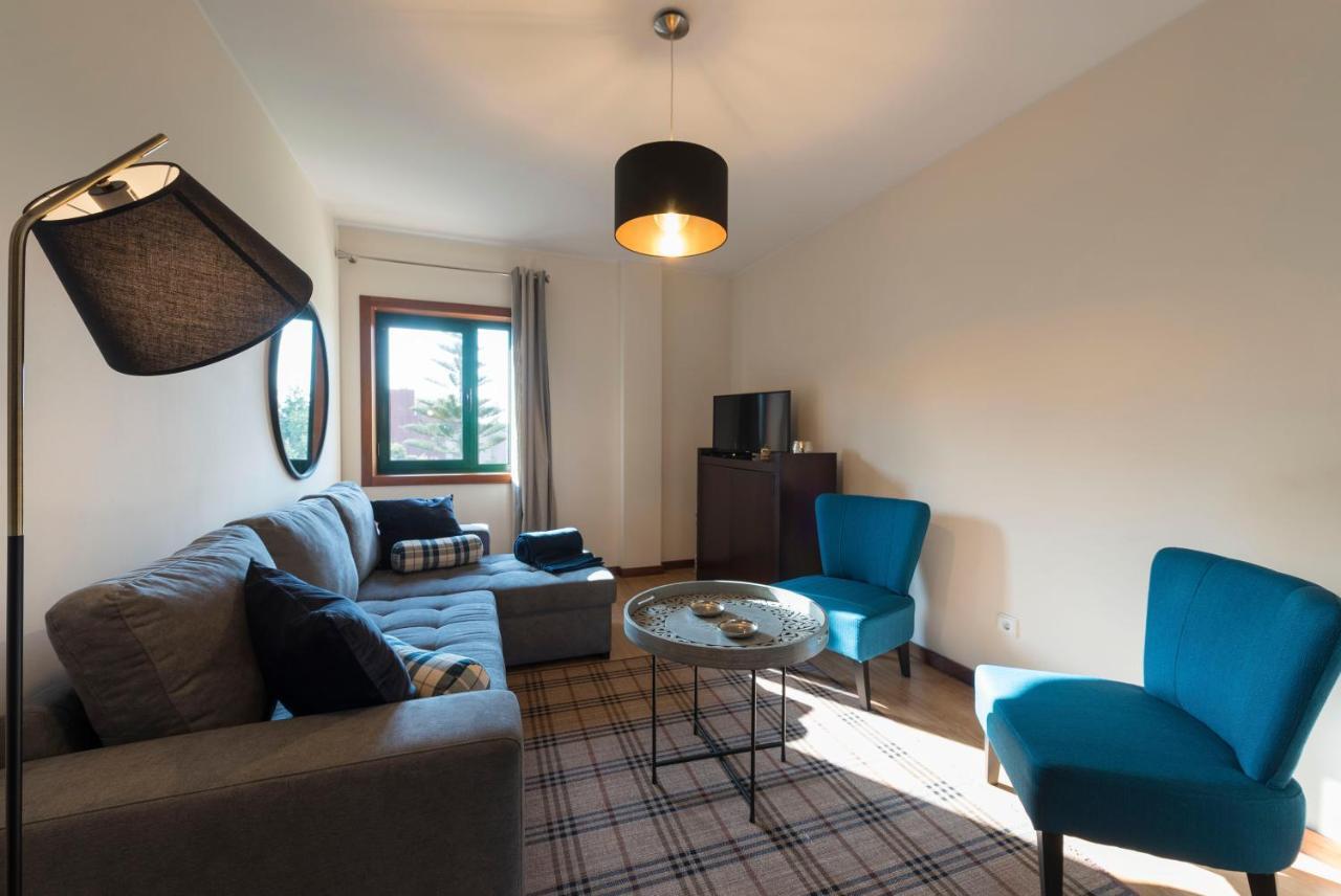 Lovelystay - Homey Feeling Flat W/ Free Parking Porto Exterior photo